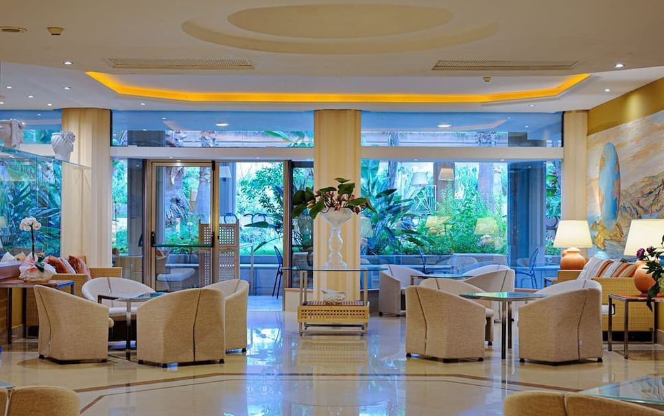 ล็อบบี้ รูปภาพ