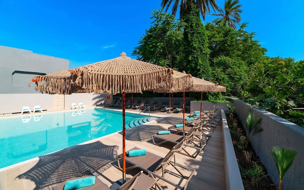 สระว่ายน้ำ รูปภาพ