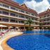 สระว่ายน้ำ