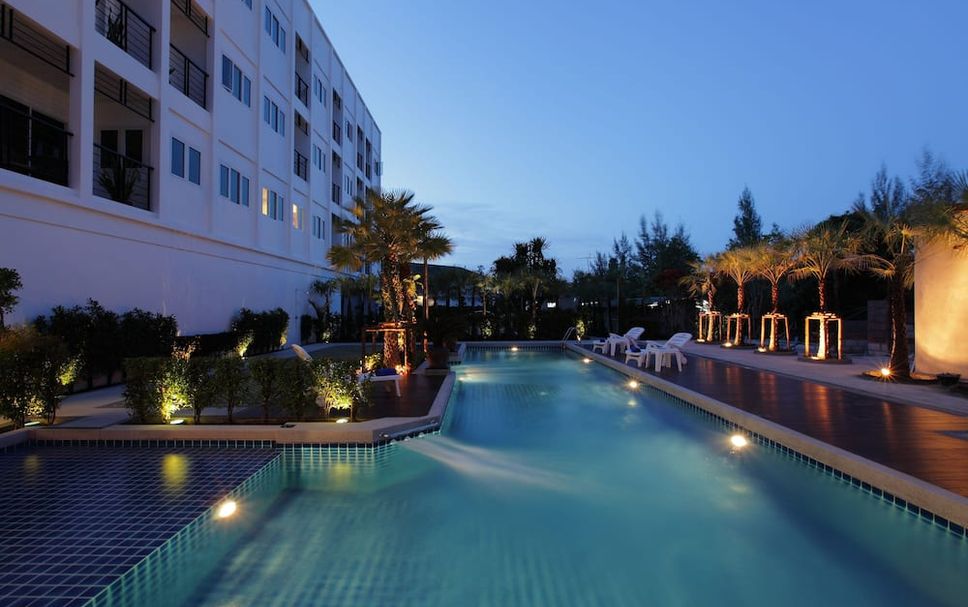 สระว่ายน้ำ รูปภาพ