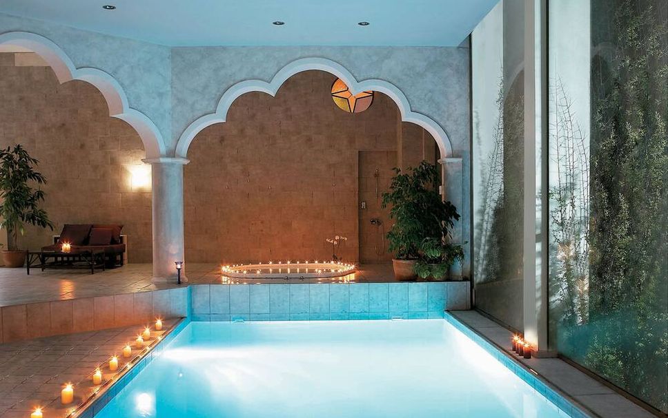 สระว่ายน้ำ รูปภาพ