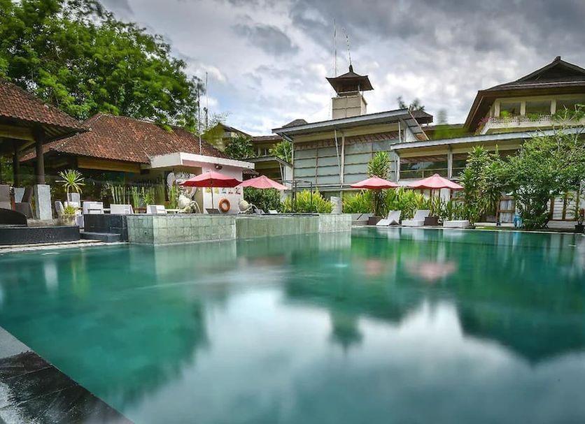สระว่ายน้ำ รูปภาพ