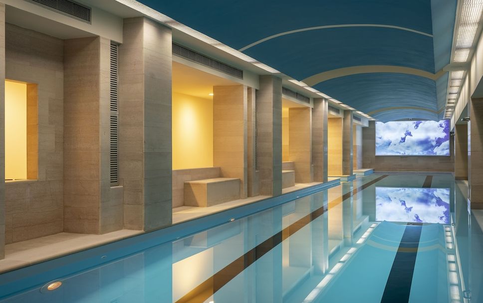 สระว่ายน้ำ รูปภาพ