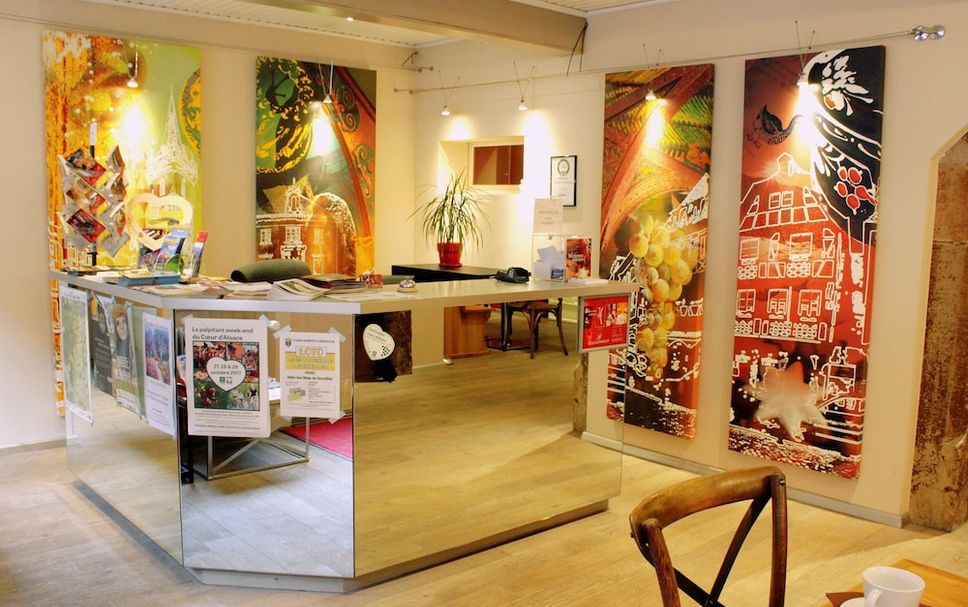 แผนกต้อนรับส่วนหน้า รูปภาพ