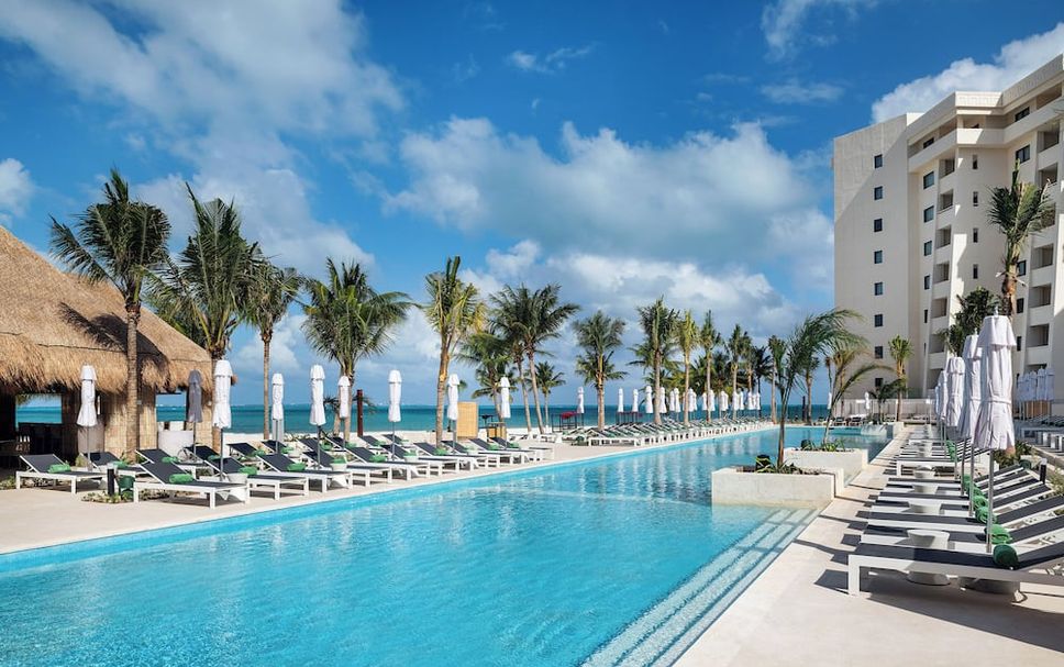 สระว่ายน้ำ รูปภาพ