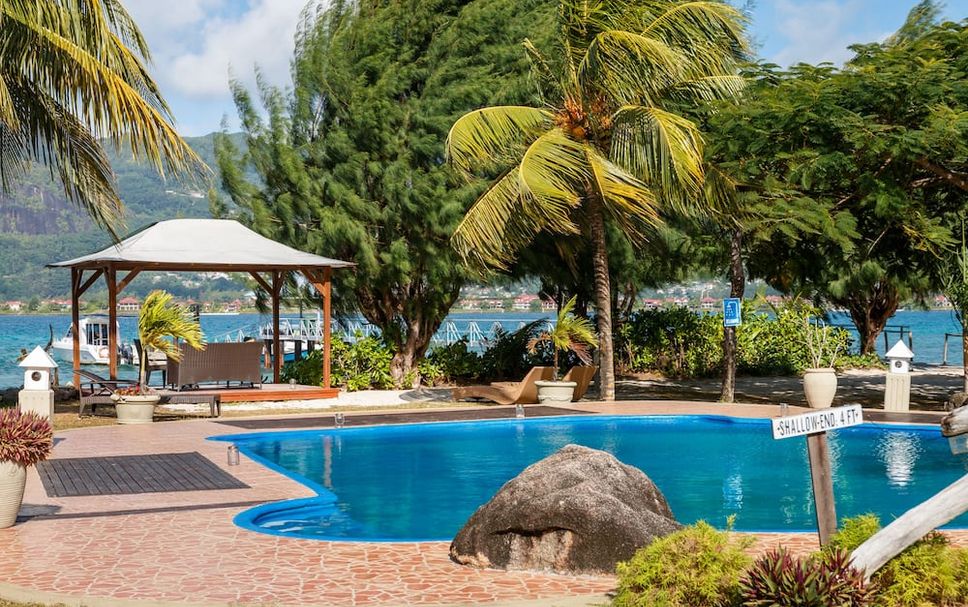 สระว่ายน้ำ รูปภาพ