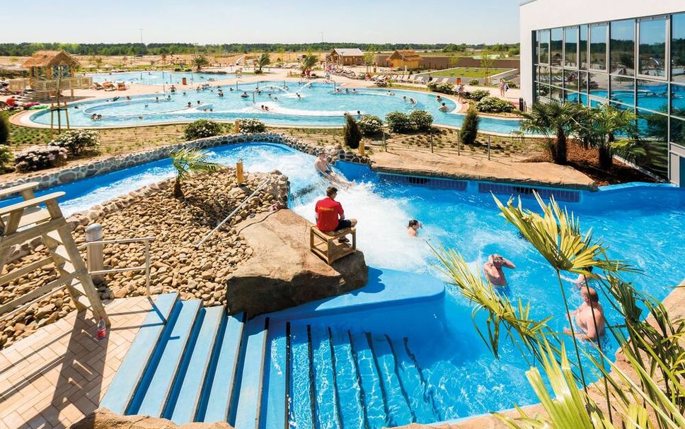 สระว่ายน้ำ รูปภาพ