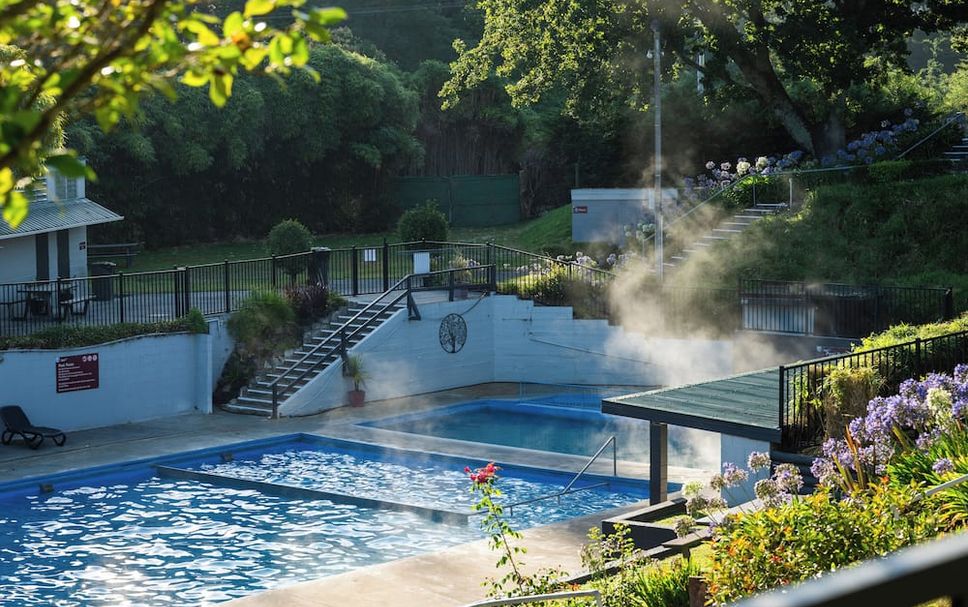 สระว่ายน้ำ รูปภาพ