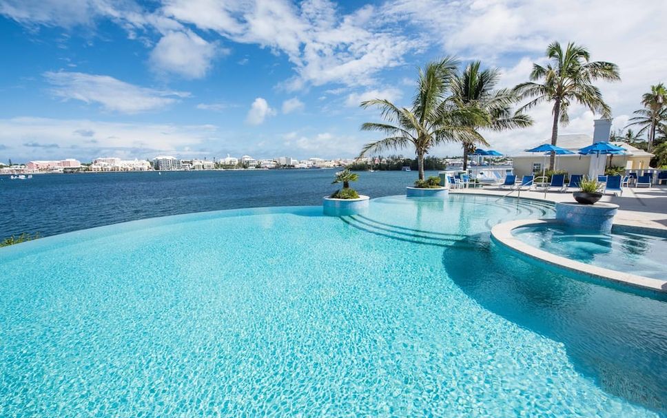 สระว่ายน้ำ รูปภาพ