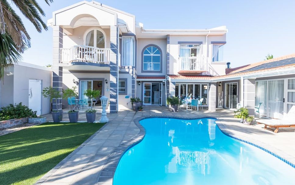 สระว่ายน้ำ รูปภาพ