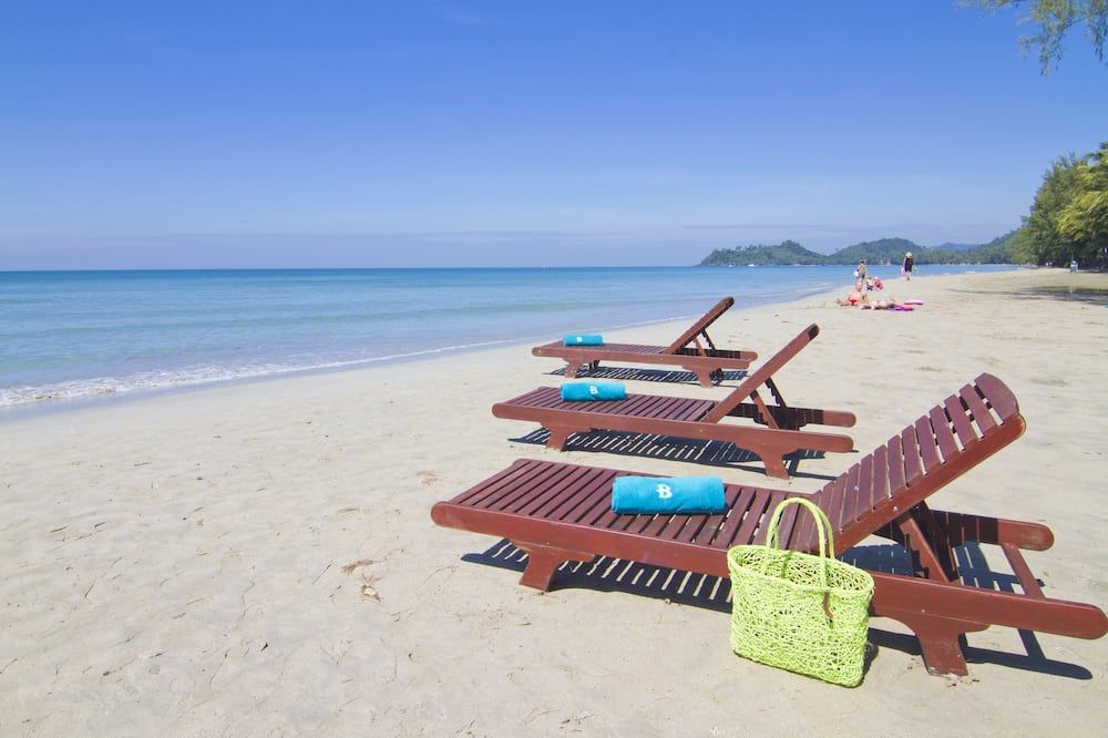 ชายหาด