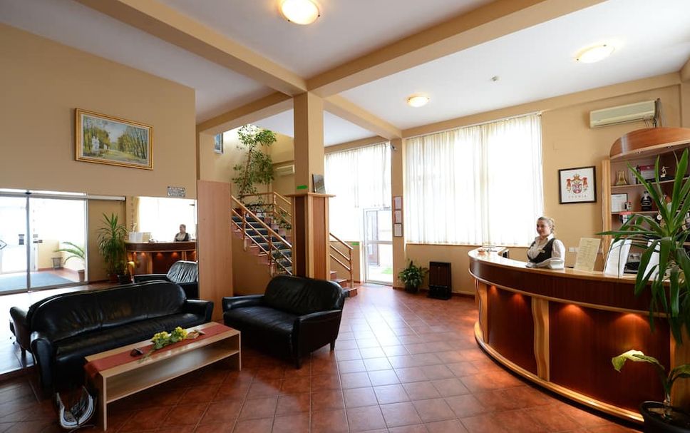 แผนกต้อนรับส่วนหน้า รูปภาพ