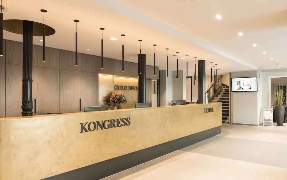 แผนกต้อนรับส่วนหน้า รูปภาพ