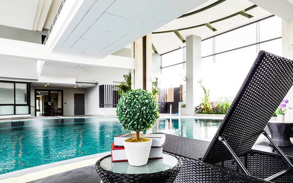 สระว่ายน้ำ รูปภาพ