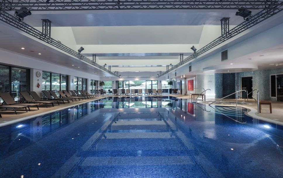 สระว่ายน้ำ รูปภาพ