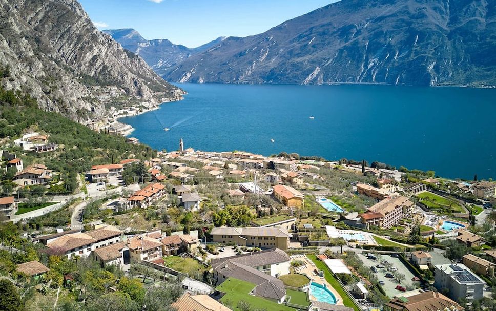 สระว่ายน้ำ รูปภาพ