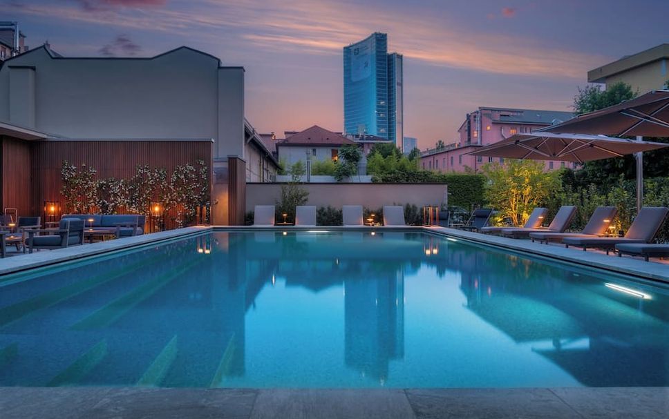 สระว่ายน้ำ รูปภาพ