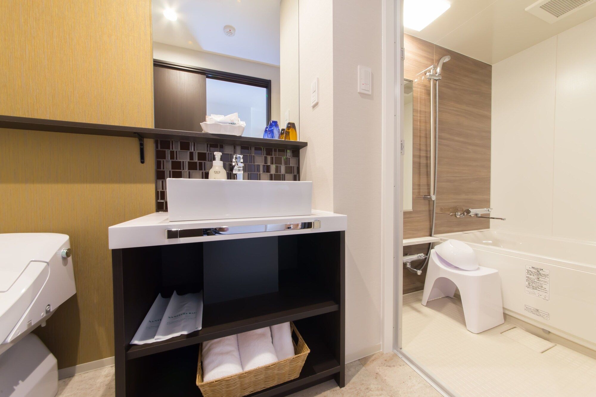 อื่น ๆ
