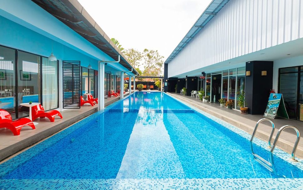 สระว่ายน้ำ รูปภาพ