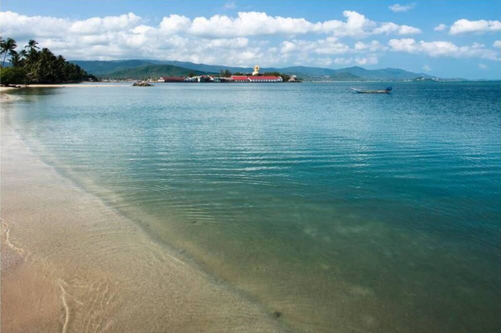 ชายหาด