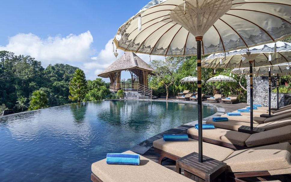 สระว่ายน้ำ รูปภาพ