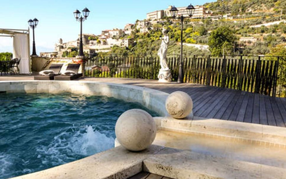 สระว่ายน้ำ รูปภาพ