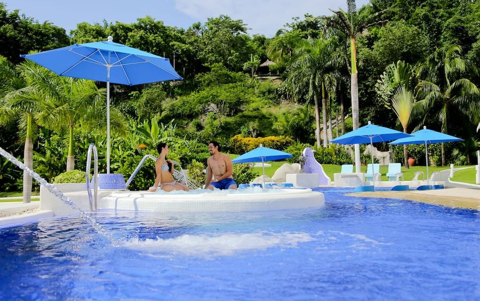 สระว่ายน้ำ รูปภาพ