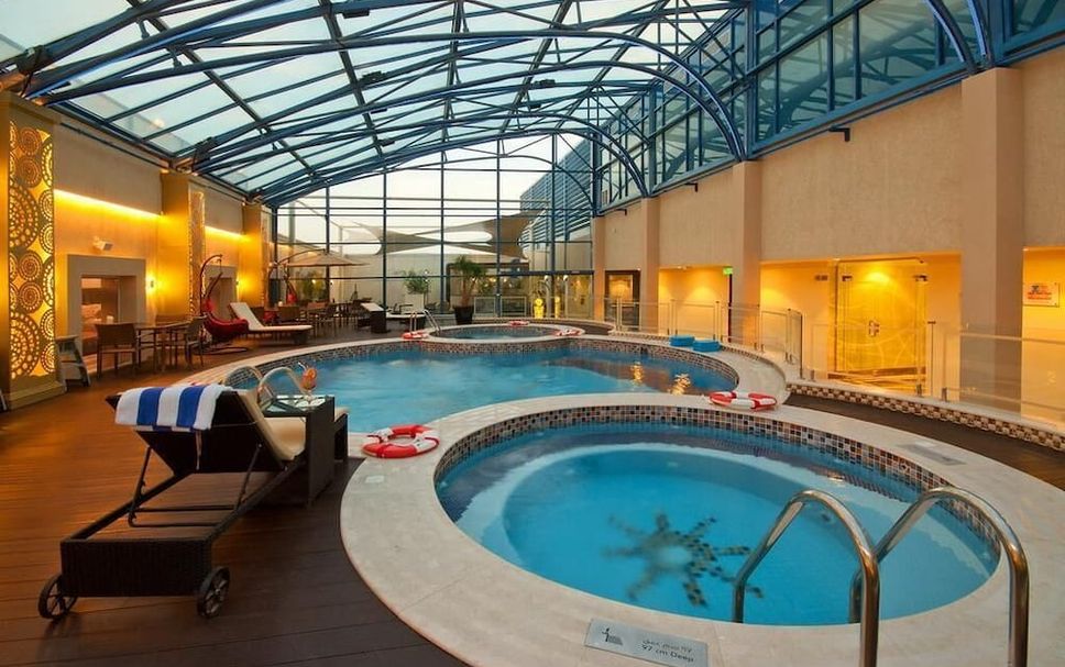 สระว่ายน้ำ รูปภาพ