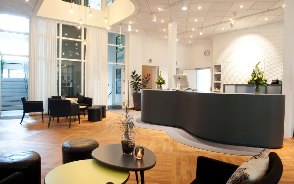 แผนกต้อนรับส่วนหน้า รูปภาพ