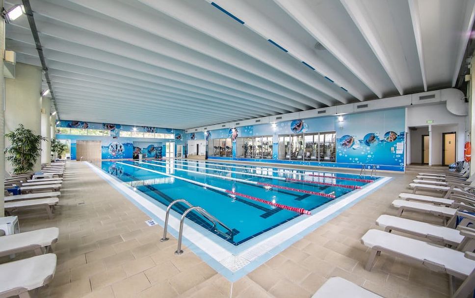 สระว่ายน้ำ รูปภาพ