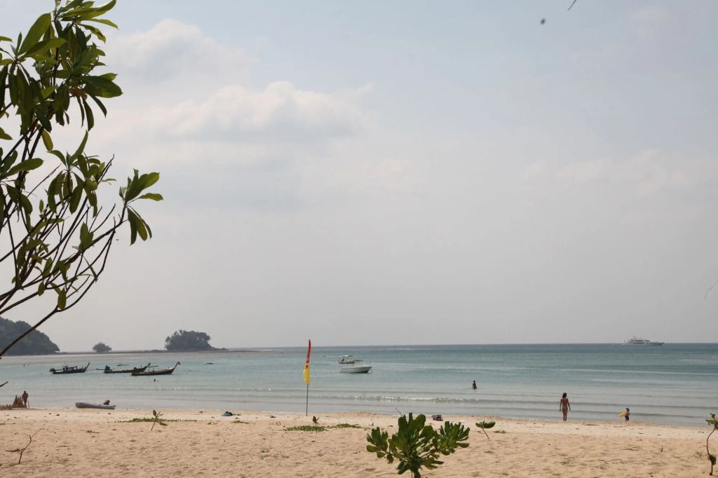 ชายหาด