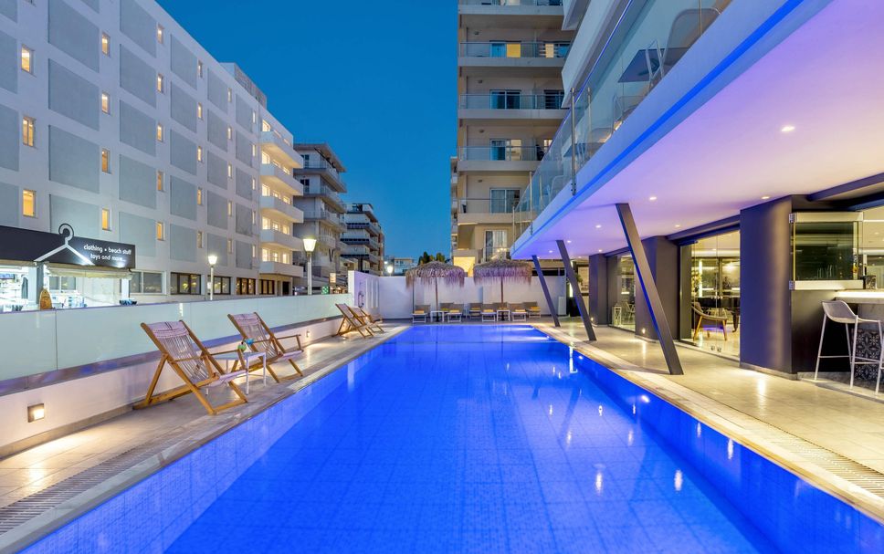 สระว่ายน้ำ รูปภาพ