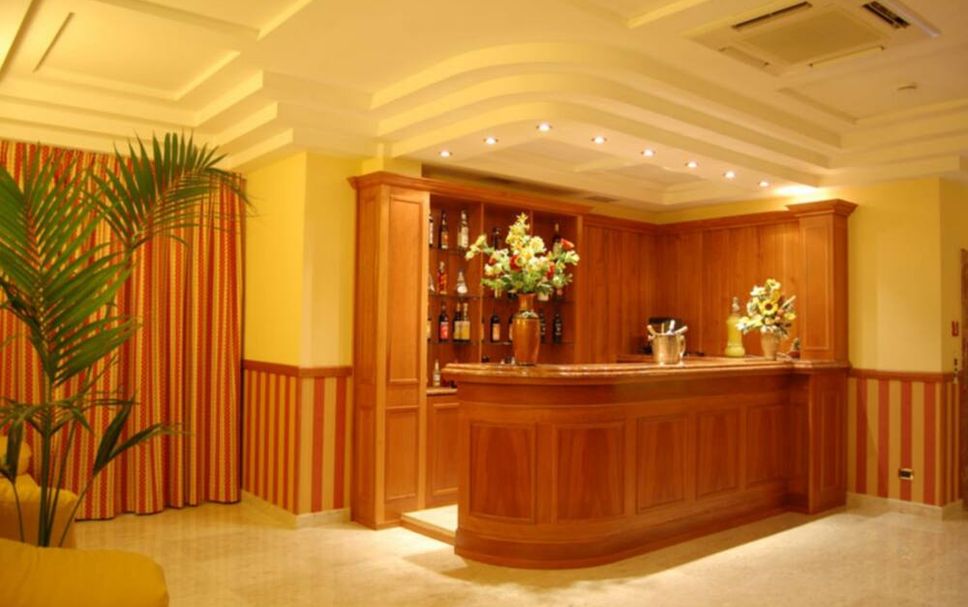 แผนกต้อนรับส่วนหน้า รูปภาพ