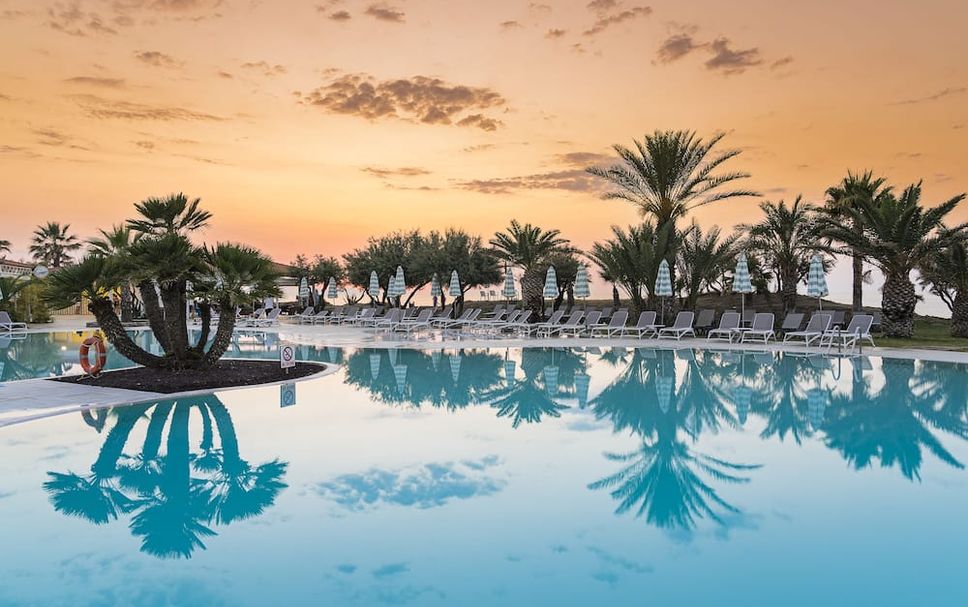 สระว่ายน้ำ รูปภาพ