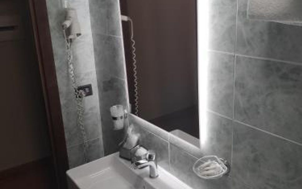 อื่น ๆ รูปภาพ