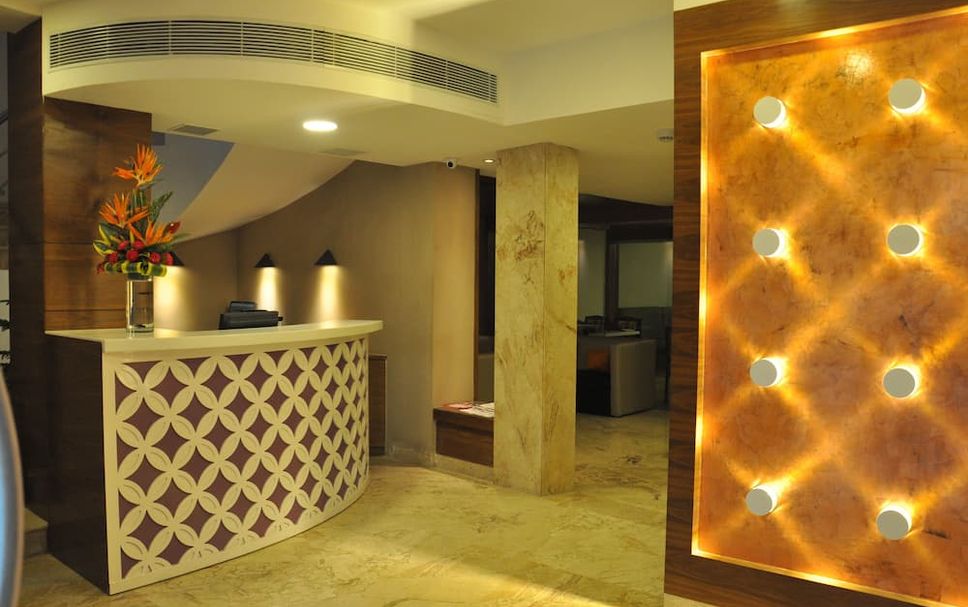 แผนกต้อนรับส่วนหน้า รูปภาพ