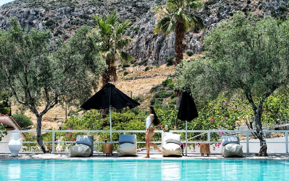 สระว่ายน้ำ รูปภาพ