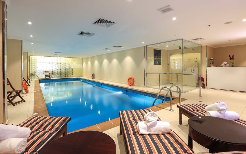 สระว่ายน้ำ รูปภาพ