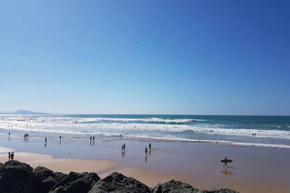 ชายหาด