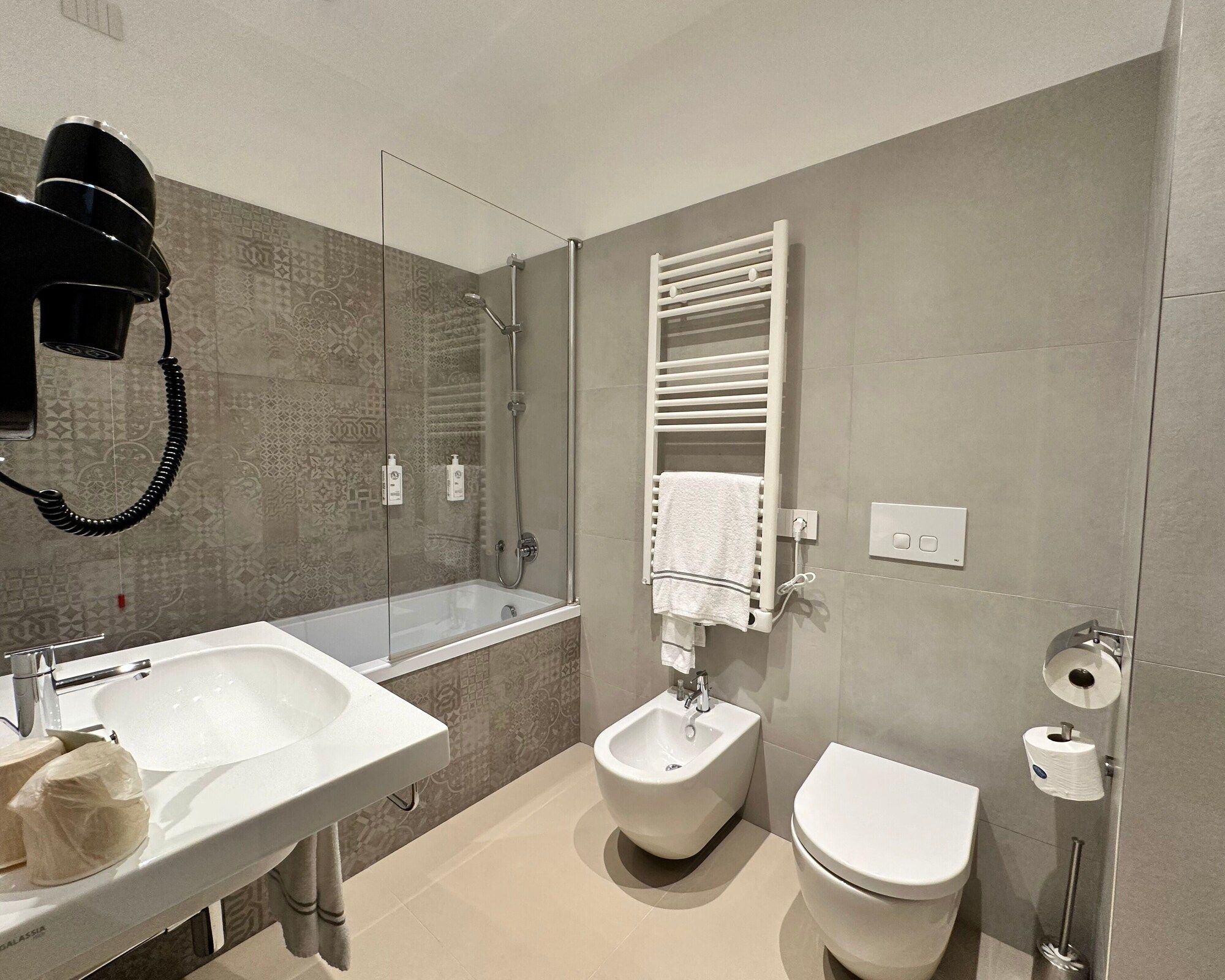 อื่น ๆ