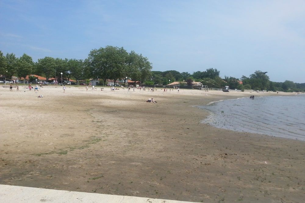 ชายหาด