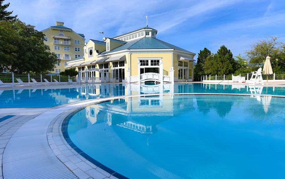 สระว่ายน้ำ รูปภาพ