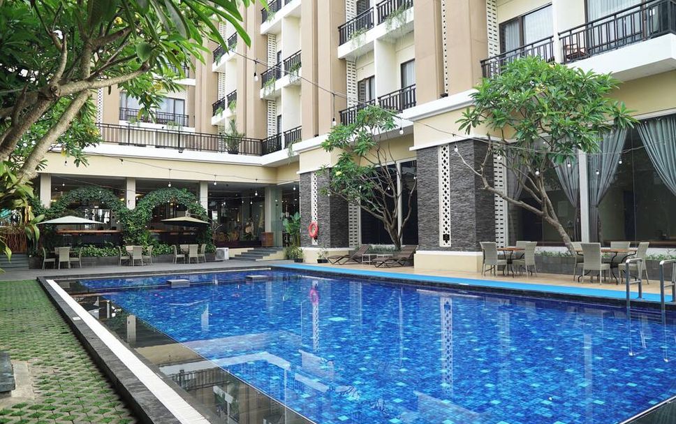 สระว่ายน้ำ รูปภาพ