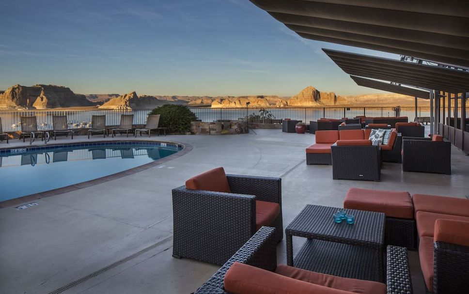 สระว่ายน้ำ รูปภาพ