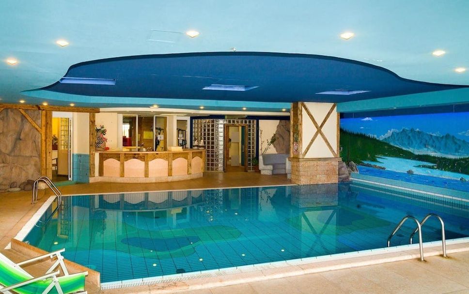 สระว่ายน้ำ รูปภาพ