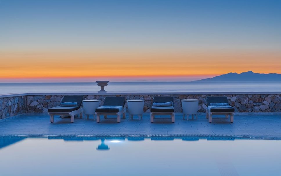 สระว่ายน้ำ รูปภาพ