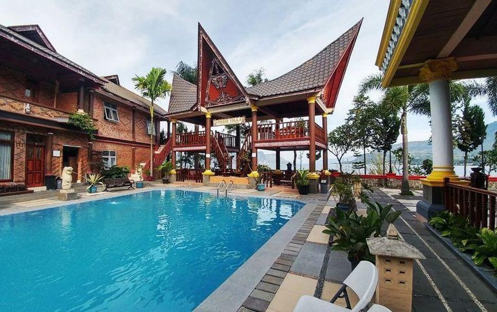 สระว่ายน้ำ รูปภาพ