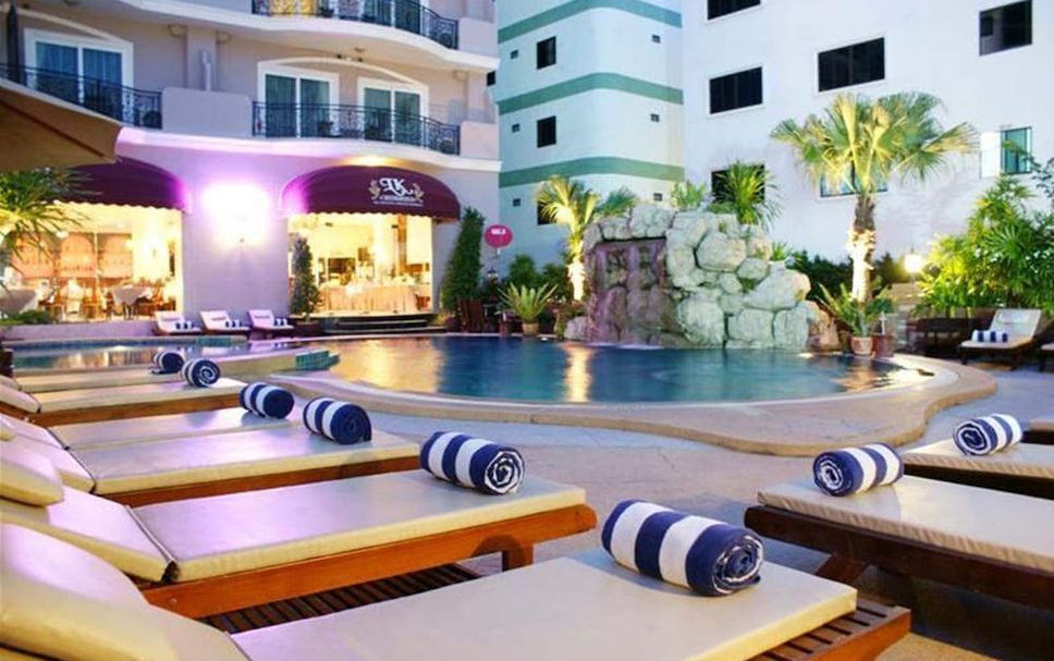 สระว่ายน้ำ รูปภาพ