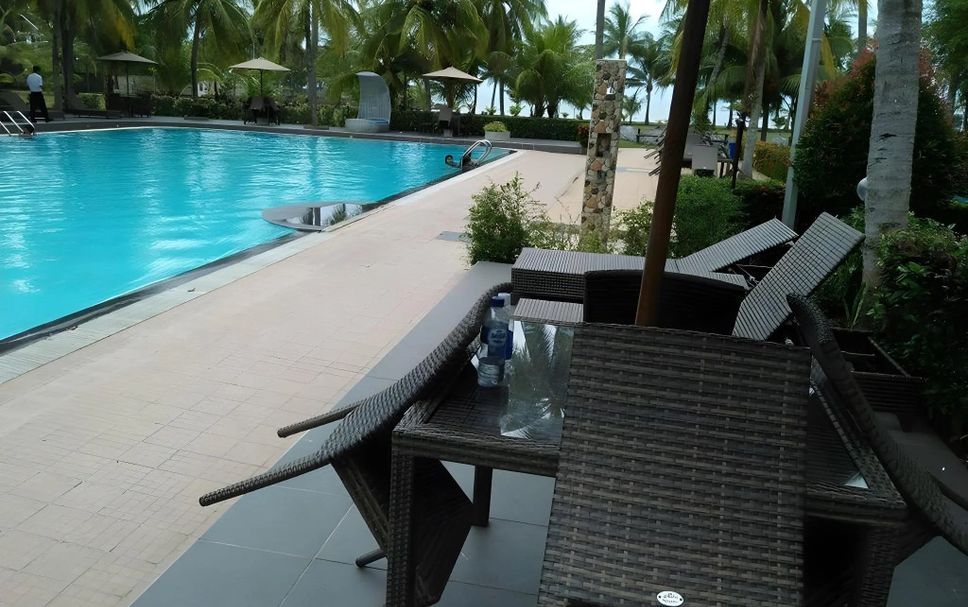 สระว่ายน้ำ รูปภาพ