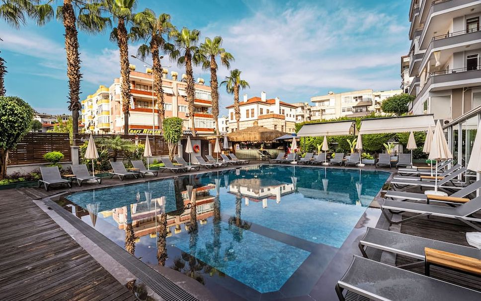 สระว่ายน้ำ รูปภาพ